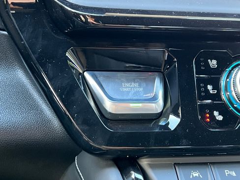 New 2026 GMC Sierra 1500 AT4X image 23