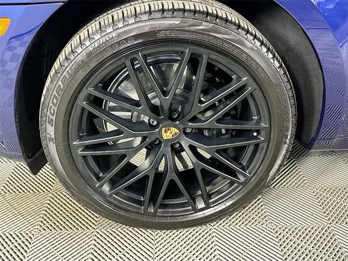 Used 2023 Porsche Macan GTS image 32