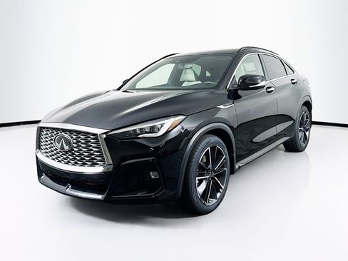 Used 2023 INFINITI QX55 Essential AWD/4WD image 3