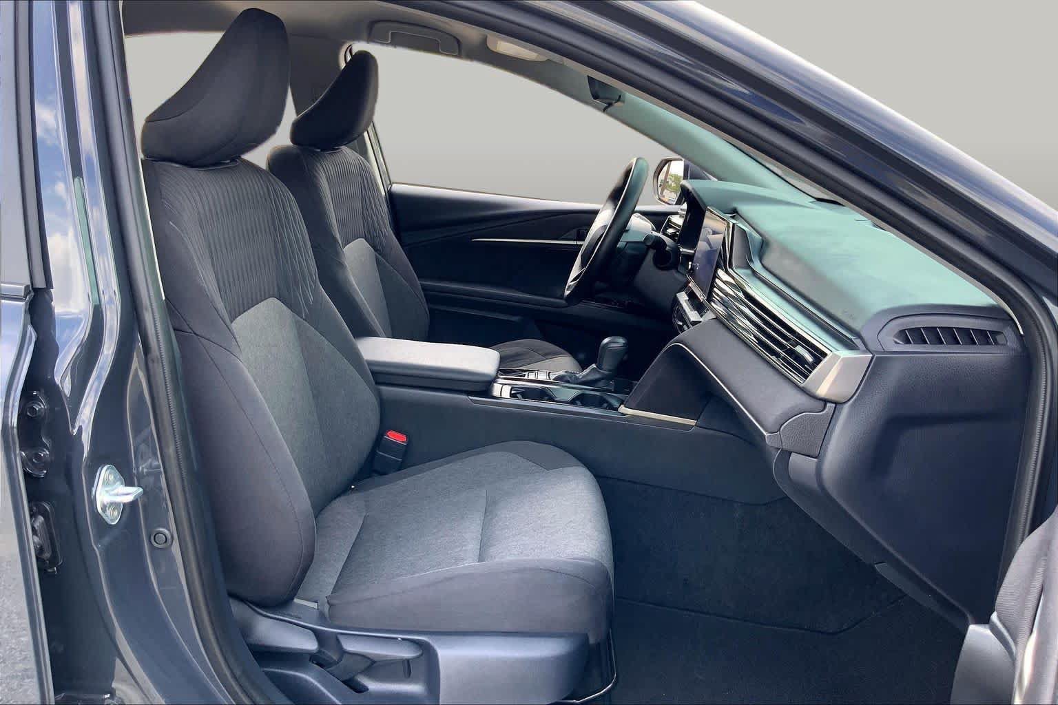 Used 2026 Toyota Camry LE FWD image 9