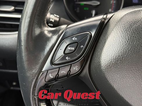 Used 2019 Toyota C-HR Limited FWD image 23