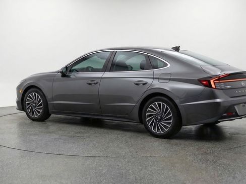 Used 2025 Hyundai Sonata SEL FWD image 6