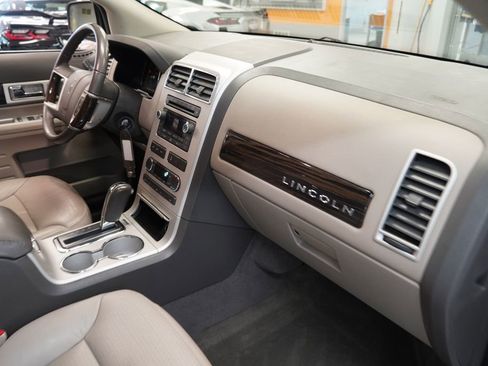 Used 2008 Lincoln MKX 2WD image 27