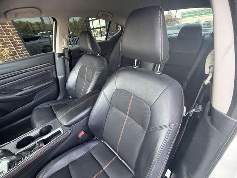 Used 2022 Nissan Altima 2.5 SR FWD image 17