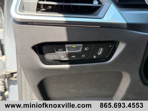 Used 2023 BMW 330i xDrive Sedan w/ Premium Package AWD/4WD image 29