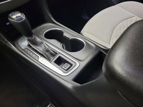 Used 2020 Chevrolet Equinox LS w/ LPO, Floor Liner Package image 26