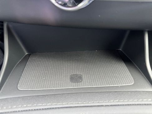 New 2026 Volvo XC90 B5 Core w/ Protection Package Premier image 18