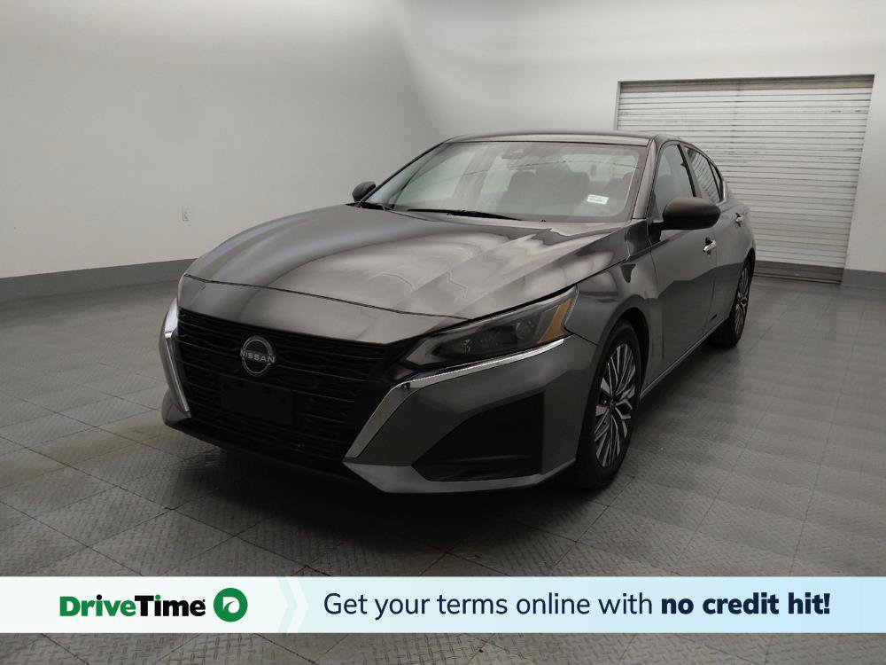 Used 2024 Nissan Altima 2.5 SV FWD image 1