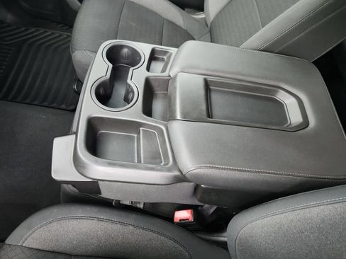 Used 2022 Chevrolet Silverado 1500 Custom AWD/4WD image 31