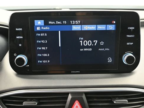 Used 2022 Hyundai Santa Fe SEL image 12