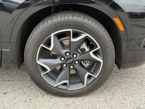 Used 2022 Chevrolet Blazer RS w/ Enhanced Convenience Package FWD image 7