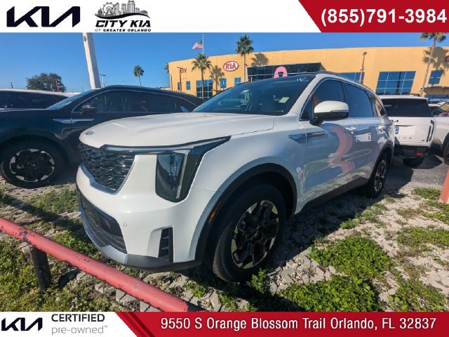 Certified 2026 Kia Sorento S w/ S Panoramic Sunroof Package FWD image 1