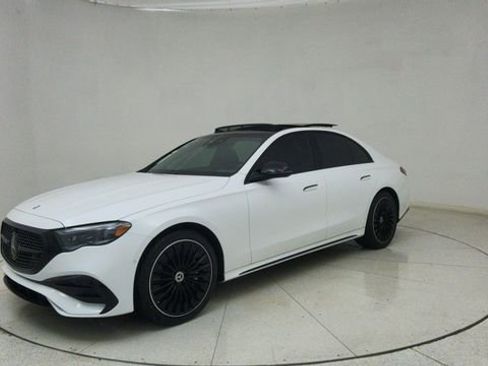 Used 2024 Mercedes-Benz E 450 E 450 w/ Airmatic Package image 72