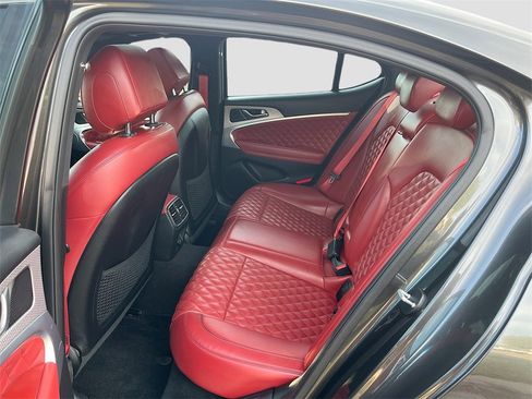 Used 2023 Genesis G70 3.3T w/ Sport Prestige Package image 26