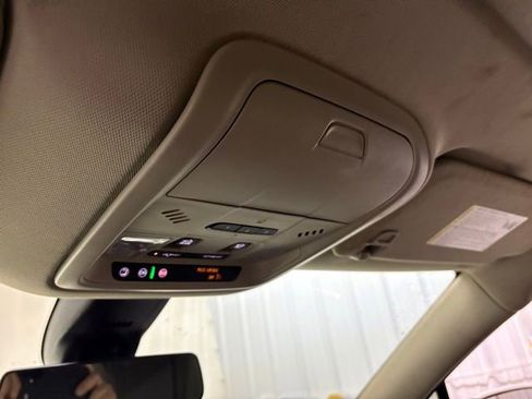 Used 2020 Buick Enclave Essence w/ Sound and Sites Package FWD image 41