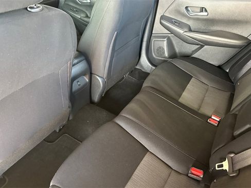 Used 2021 Nissan Sentra SV image 9