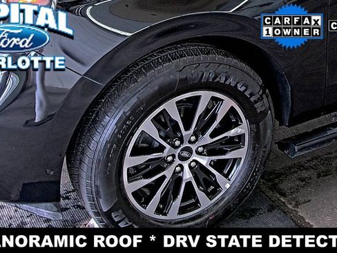 Used 2025 Ford Expedition Platinum AWD/4WD image 7