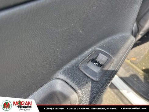 Used 2014 Ford Explorer XLT w/ Equipment Group 202A FWD image 23