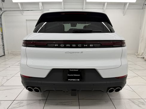 New 2026 Porsche Cayenne S image 13
