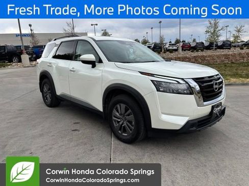 Used 2024 Nissan Pathfinder SV w/ SV Premium Package AWD/4WD image 1