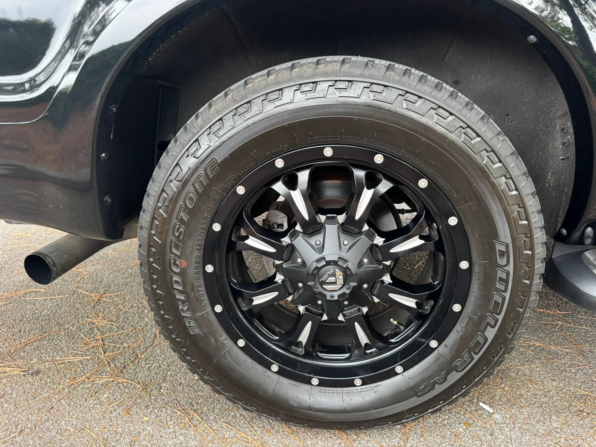 Used 2005 Ford Excursion Limited RWD image 26