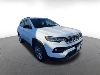 Used 2025 Jeep Compass Latitude video 1