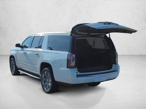 Used 2017 GMC Yukon XL Denali w/ Open Road Package RWD image 8