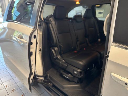 Used 2026 Honda Odyssey EX-L image 30