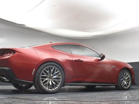 Used 2024 Ford Mustang GT Premium image 32