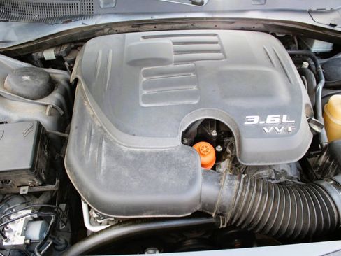 Used 2019 Dodge Charger GT RWD image 13