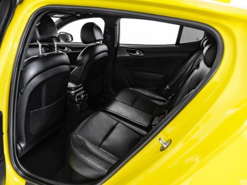 Used 2018 Kia Stinger GT image 38