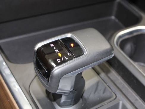 Used 2024 Chevrolet Silverado 1500 High Country w/ High Country Premium Package image 47