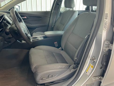 Used 2017 Chevrolet Impala LS FWD image 17
