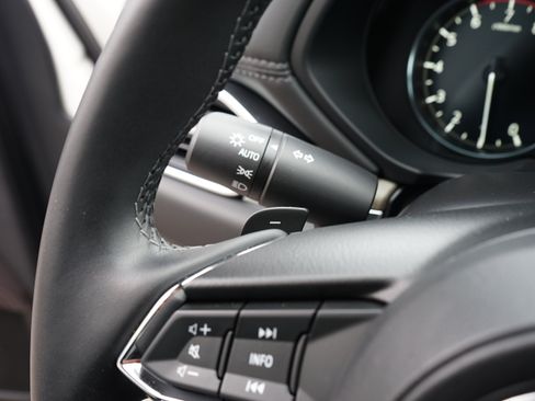 Certified 2025 MAZDA CX-5 Signature image 30