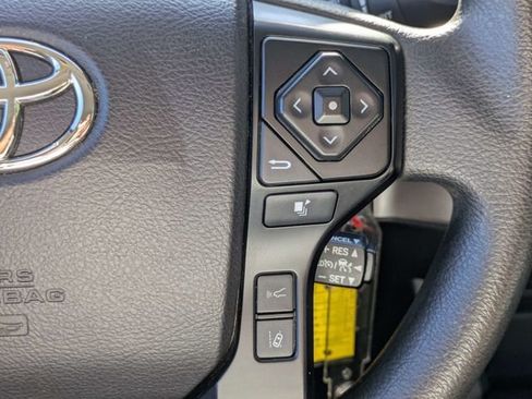 Used 2022 Toyota Tacoma SR AWD/4WD image 25