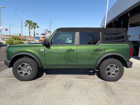 Used 2024 Ford Bronco Big Bend AWD/4WD image 2