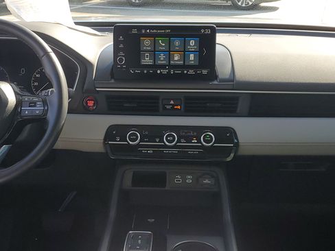 Used 2024 Honda Pilot EX-L image 18