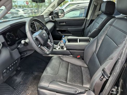 Used 2024 Toyota Tundra Limited image 13