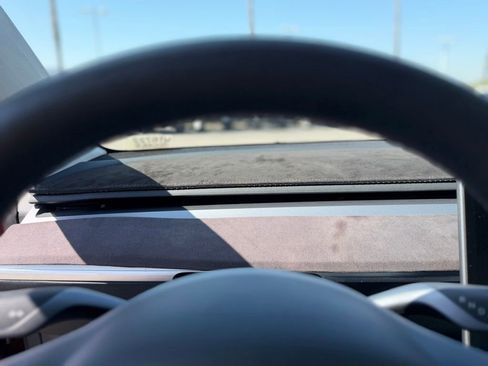 Used 2023 Tesla Model 3 Standard Range RWD image 10
