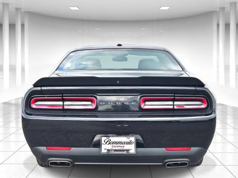 Used 2023 Dodge Challenger SXT RWD image 4