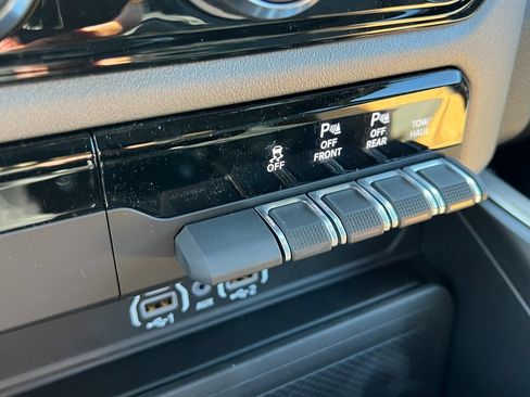 New 2026 RAM 1500 Big Horn image 27