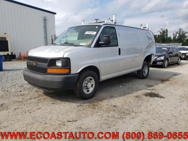 Used 2016 Chevrolet Express 2500 RWD image 3