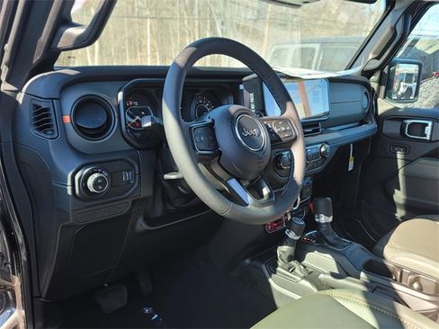 New 2026 Jeep Gladiator Mojave image 15