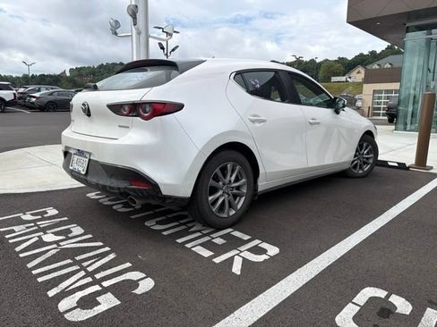 Used 2025 MAZDA MAZDA3 s FWD image 16