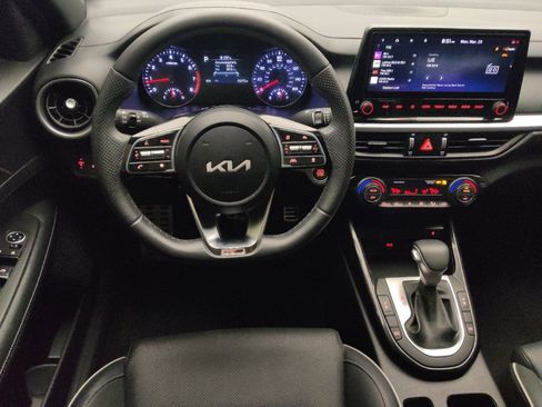 Used 2023 Kia Forte GT-Line w/ GT-Line Premium Package image 22