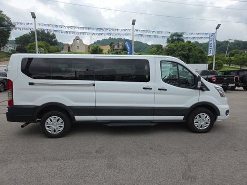 Used 2023 Ford Transit 350 XLT RWD image 8