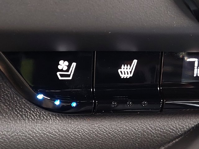 Used 2019 Chevrolet Camaro SS RWD image 26