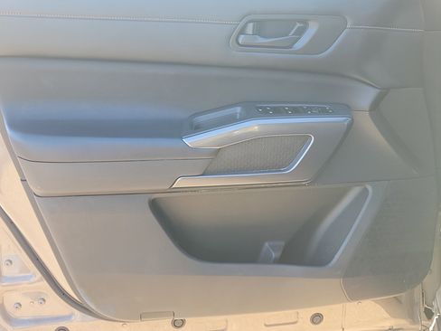 Used 2023 Nissan Pathfinder Rock Creek image 17