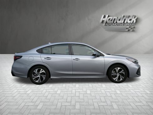 Used 2025 Subaru Legacy Premium AWD/4WD image 10