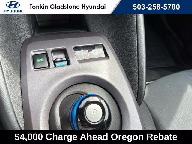 Used 2025 Nissan Leaf S FWD image 31
